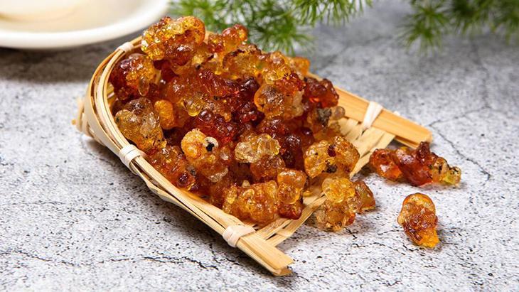 Şeftali ağacının gövdesinden sızan mucize sakız Hem yaşlanma hem de hastalanma karşıtı Şeftali ağacının gövdesinden sızan mucize sakız Hem yaşlanma hem de hastalanma karşıtı