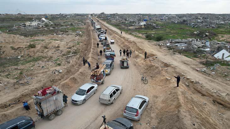 Filistinliler Netzarim Koridoruna dönüyor
