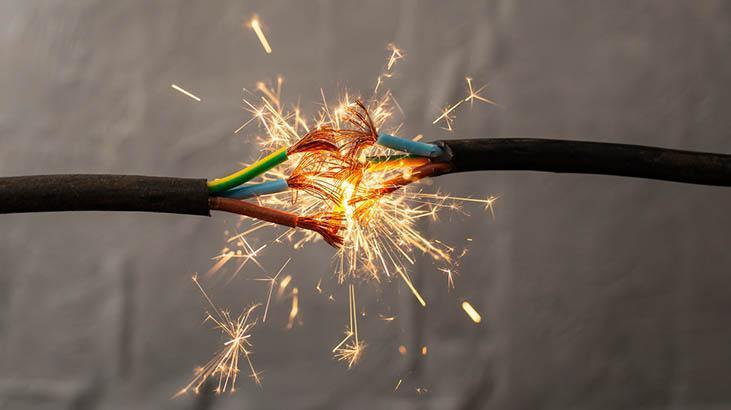 Metaller elektriği neden iyi iletir