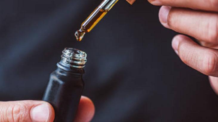 Kokusunu alan parfümünü sordu Sürdüğü şey sadece 50 liralık mutfak malzemesi Kokusunu alan parfümünü sordu Sürdüğü şey sadece 50 liralık mutfak malzemesi