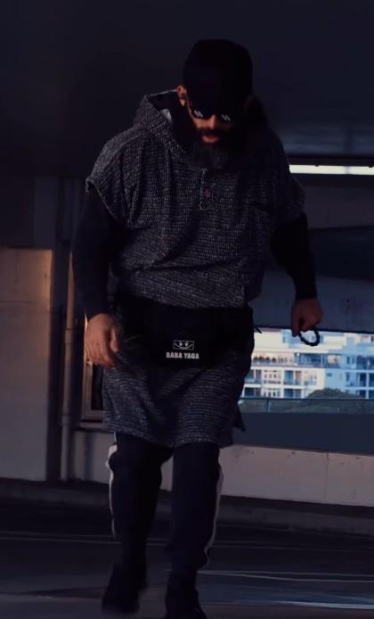 Survivor şampiyonu Turabiyi durdurabilene aşk olsun Arabesk türkü derken şimdi de rap söyledi Survivor şampiyonu Turabiyi durdurabilene aşk olsun Arabesk türkü derken şimdi de rap söyledi