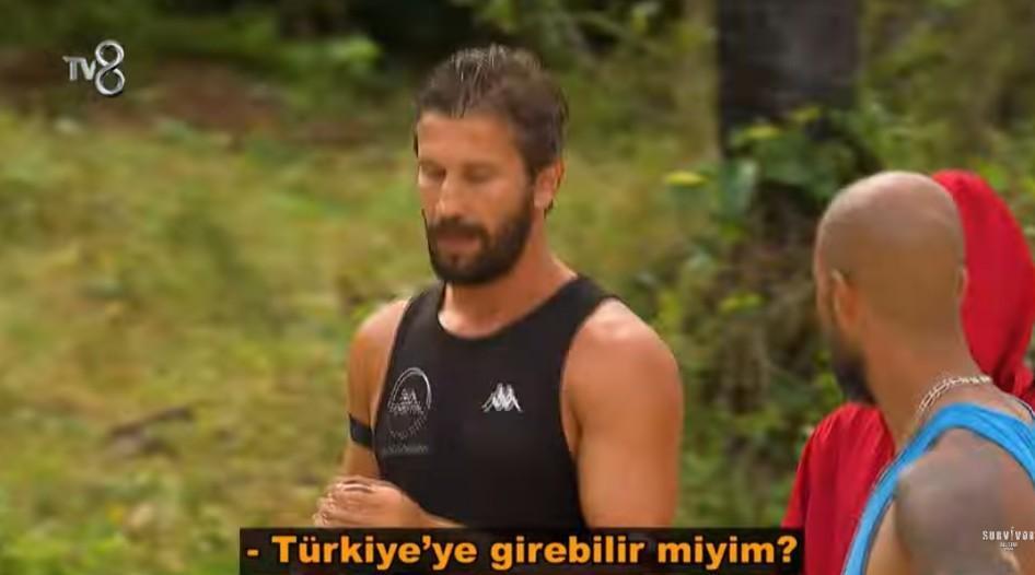 Survivorda Adem Kılıççı ve Efecan birbirine girdi Tehditlerin havada uçuştuğu kavgayı zor ayırdılar