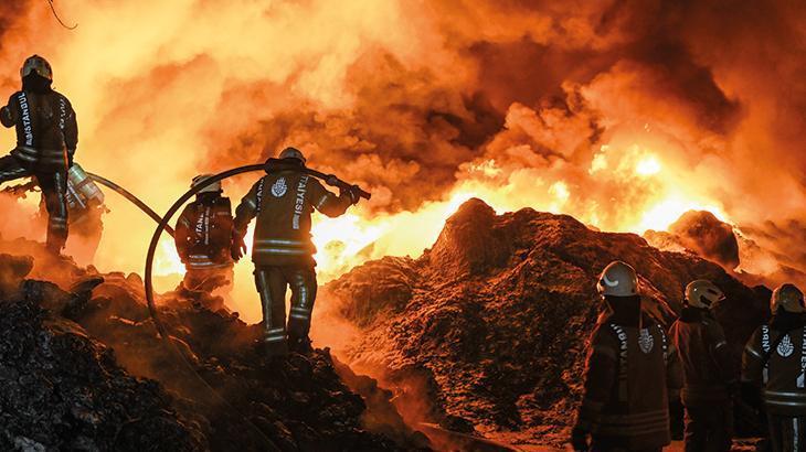 Avcılarda yangın 20 ayrı ilçeden itfaiye ekipleri sevk edildi
