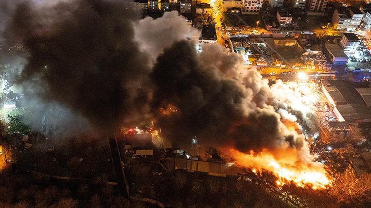Avcılarda yangın 20 ayrı ilçeden itfaiye ekipleri sevk edildi