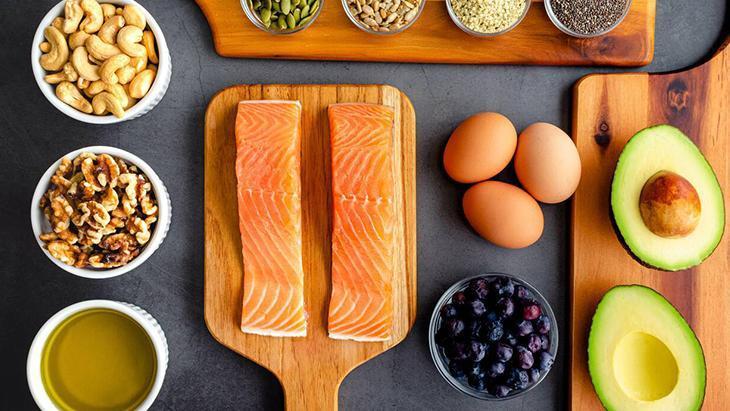 Sabah akşam bir fıs sıkıyor Sosyal medyanın yeni trendi: Magnezyum spreyi