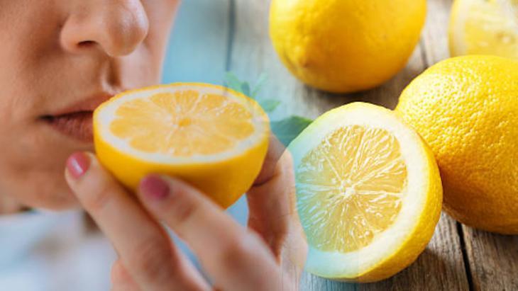 Kan akışını değiştiren koku Limon koklayanda ne tansiyon kalıyor ne tıkanıklık