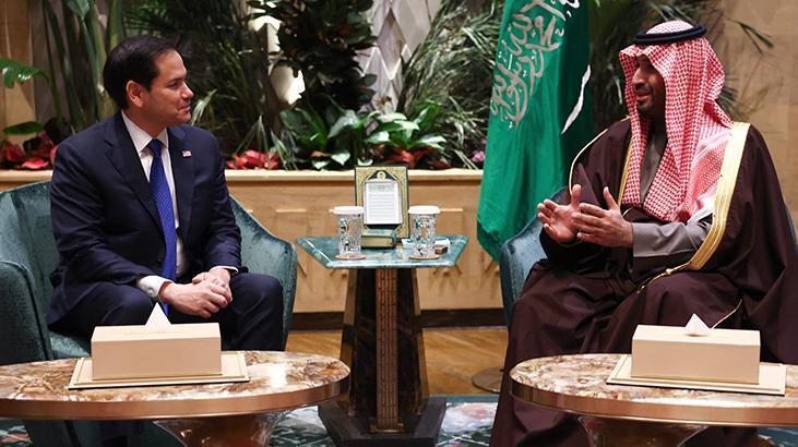 Riyadda 4,5 saatlik zirve sona erdi Zirveden görüntüler Riyadda 4,5 saatlik zirve sona erdi Zirveden görüntüler