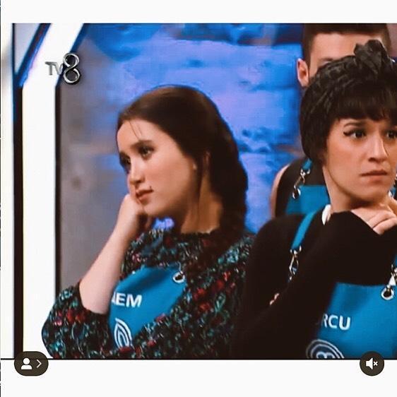 Masterchef Eslem Sena Yurt bıçaklandığını sosyal medyadan açıkladı