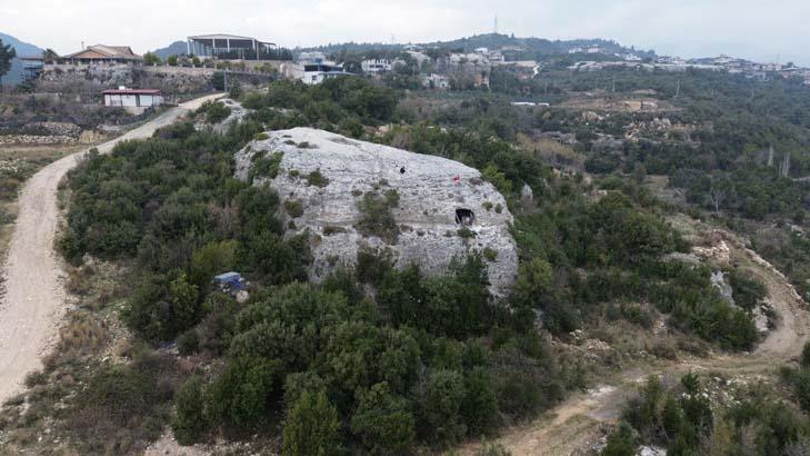 Dev kayanın içinde ezber bozan hayat: Herkesten uzaktayım