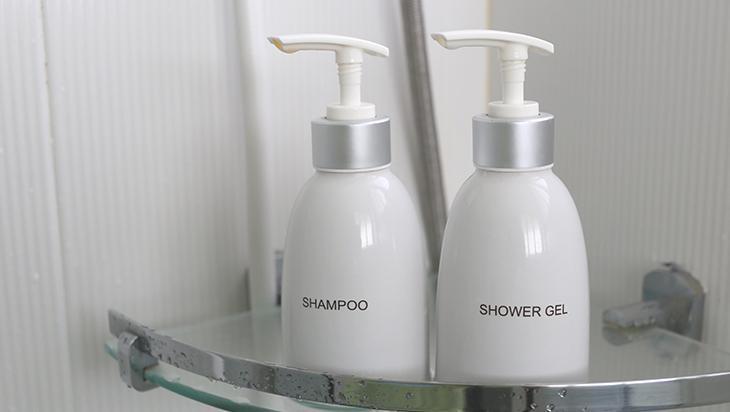 Şampuana ekleyip çalkalayan yaşadı 1 damlasıyla saçlarınızı coşturacak