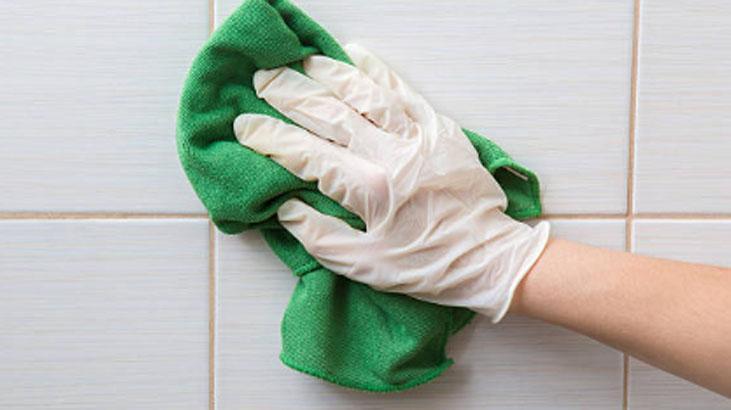 Kadir Ezildiden kirli, isli duvarı ağartan tüyo Yarışmada uyardı: Tersini çevirin