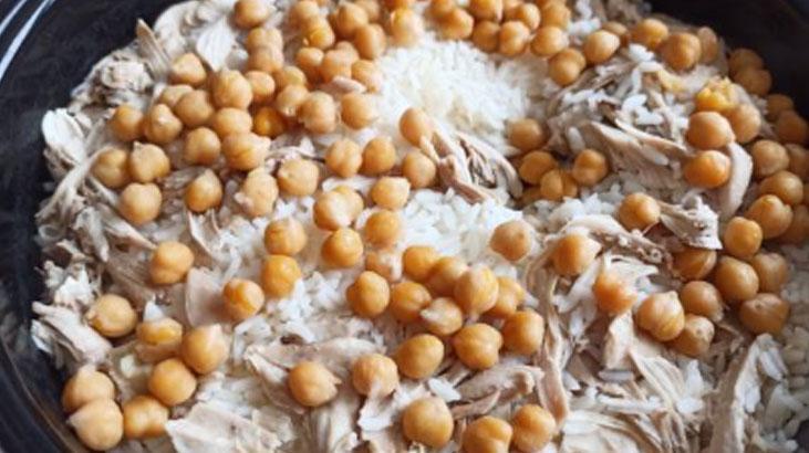 Her tanesi inci gibi kalacak Pilav böyle saklanırsa 24 saat kıvamı değişmiyor