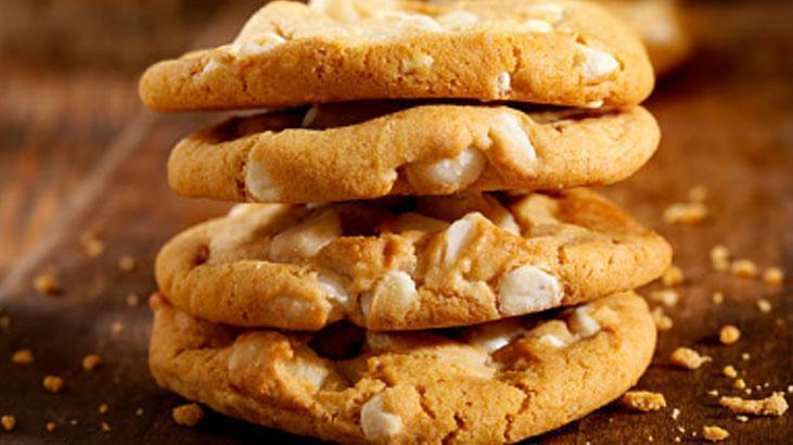 Kıyır kıyırlığı dillere destan, çay yanında lüp lüp gidiyor Yumuşacık Van pastası tarifi