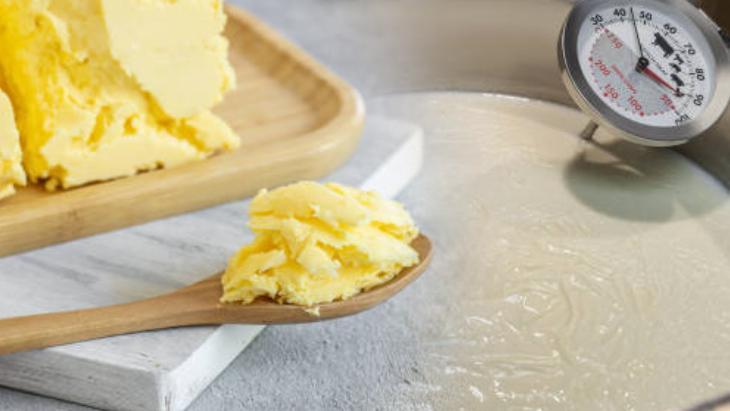 Taş gibi yoğurdun malzemesi dolaptaymış 5 litreye 1 kaşık yetiyor