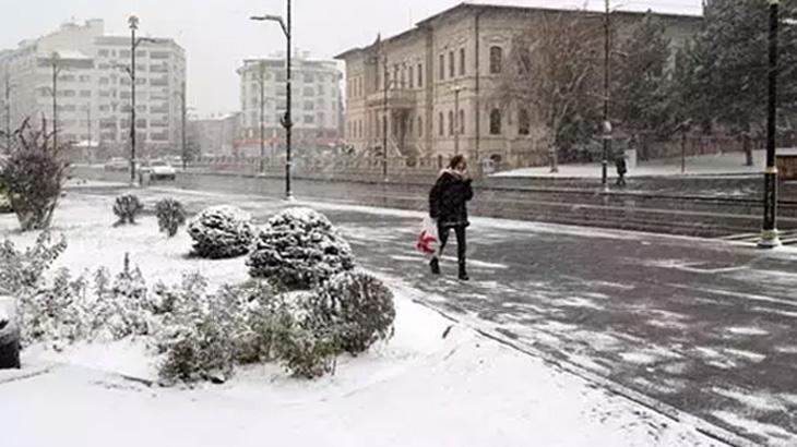 SON DAKİKA BUGÜN OKULLAR TATİL Mİ | Valiliklerden peş peşe açıklamalar 24 Şubat 2025 Pazartesi Hangi il ve ilçelerde okullar tatil edildi