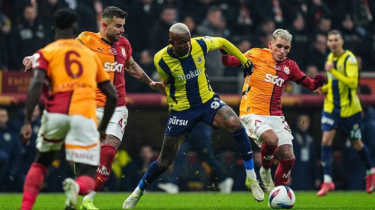 GALATASARAYDA 3 OYUNCU EKSİK