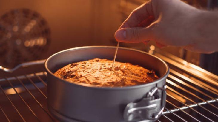 Yağ olmadan da kek olur 2 kaşık yoğurt yetiyor, pamuğa döndüren taktik