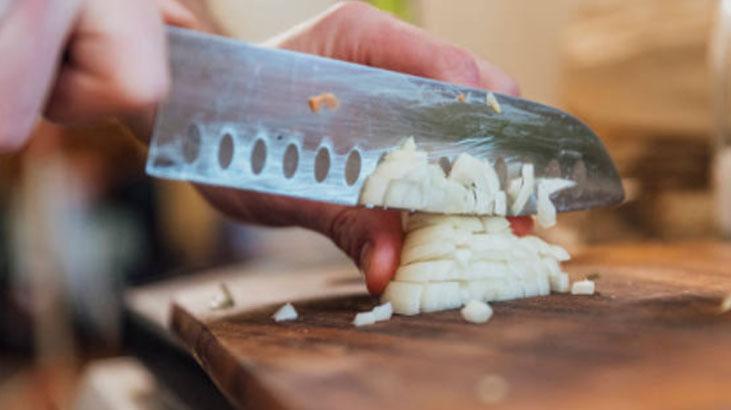 Soğanın keskin tadını alıp götürecek Ne koku ne acılık kalıyor, sütlü lezzet sırrı