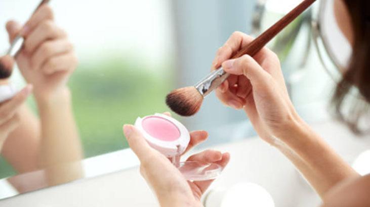 Herkes Türkan Şorayı konuşuyor Turkish Delight efsane oldu: Bir sürme yeter