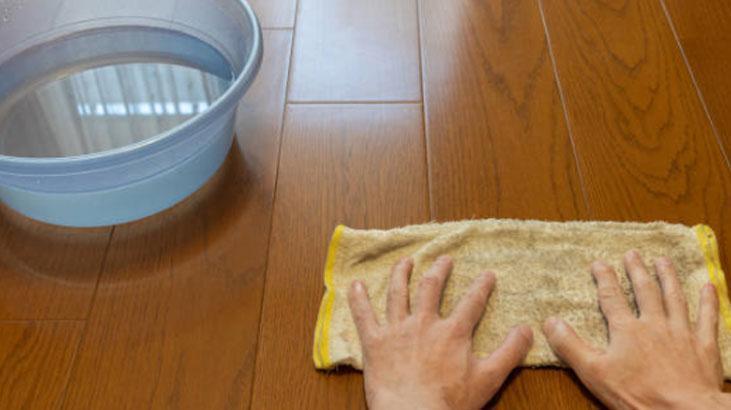 Silmeyen cam bezleri böyle temizlenir Bir ölçüsü yetiyor, pisliği akıtan formül