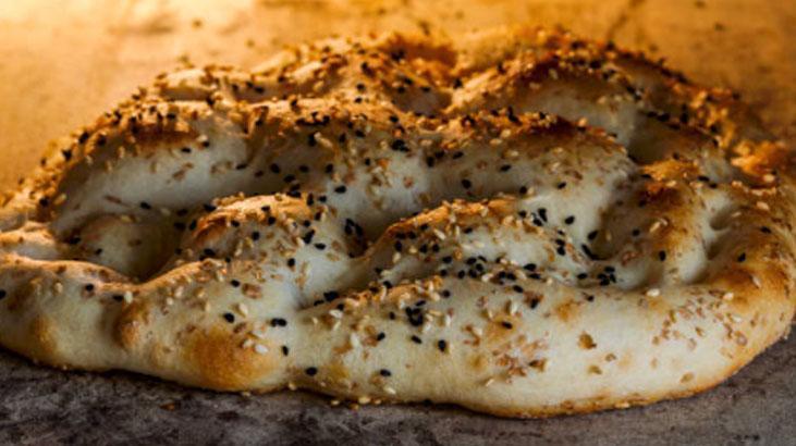 Böylesini yemediniz Yumurtasız en güzeliymiş, üstü nar gibi kızaran pide tarifi