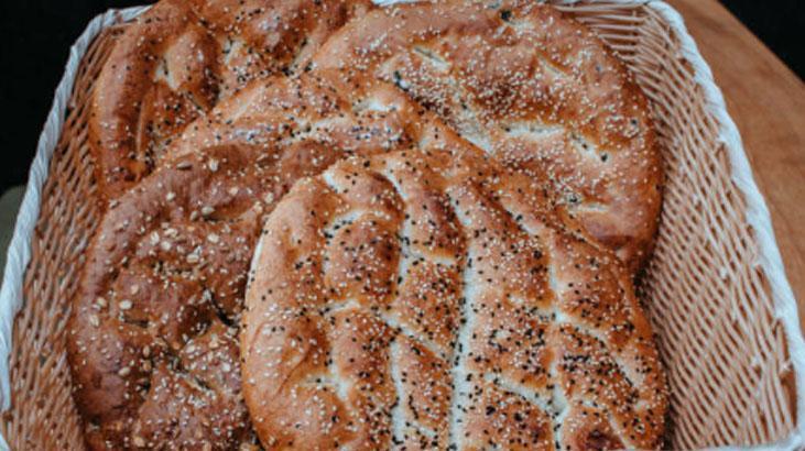 Böylesini yemediniz Yumurtasız en güzeliymiş, üstü nar gibi kızaran pide tarifi