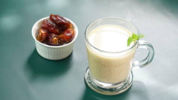 Sahurun vazgeçilmezi Sütle karışan hurma açlığa meydan okur, çaresi sıcak suda Sahurun vazgeçilmezi Sütle karışan hurma açlığa meydan okur, çaresi sıcak suda