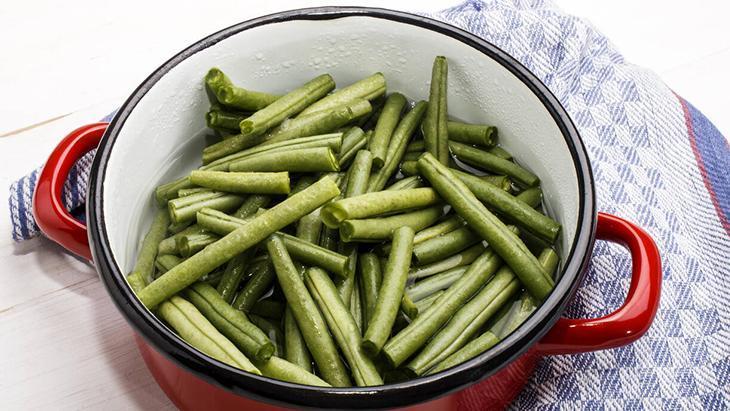 1- Tencereyi önceden ısıtmamak