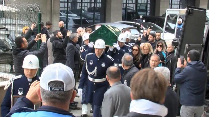 Edip Akbayrama veda Kızı Türkü Akbayram gözyaşlarına boğuldu