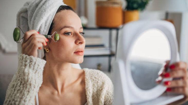 17 yıllık dermatolog güzellik reçetesini verdi Cildi 10 yıl gençleştiren yağ çekme tekniği