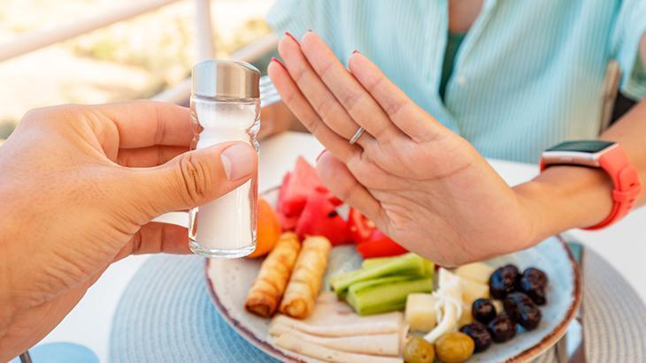 Hipertansiyon hastaları tuz tüketimine dikkat