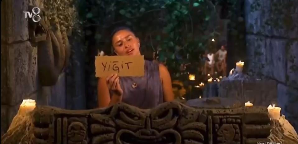 Survivor Yiğit Poyraz eleme adayı oldu Ayşe Yükselden dikkat çeken sözler: Artık kazıklara doydum Survivor Yiğit Poyraz eleme adayı oldu Ayşe Yükselden dikkat çeken sözler: Artık kazıklara doydum