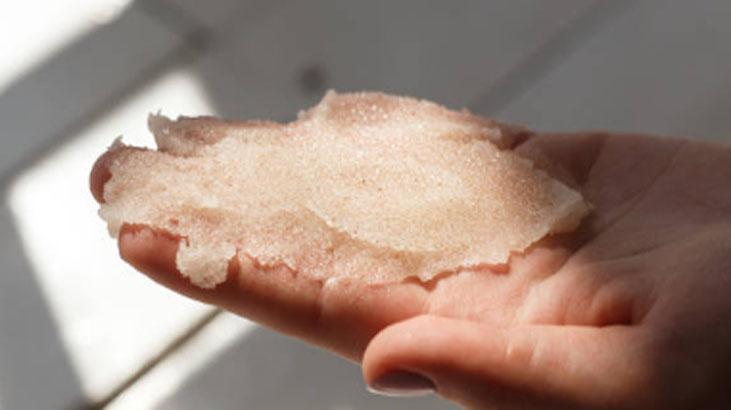 Soğuktan çatlarsa çaresi zeytinyağı-şekerde Pamuğa dönecek, doğal peeling