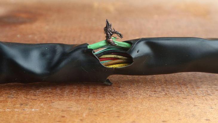 Hepsini aynı anda fişe takınca dayanmıyor Tek cızırtı bile sorun, çözümü var