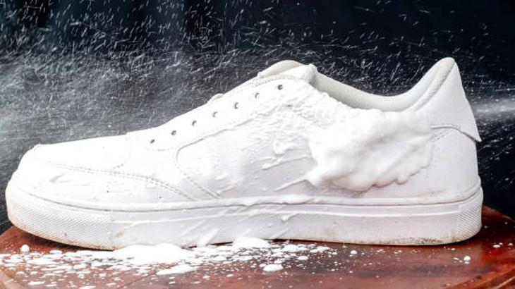 LİMON SUYU VE TUZ KARIŞIMI LİMON SUYU VE TUZ KARIŞIMI