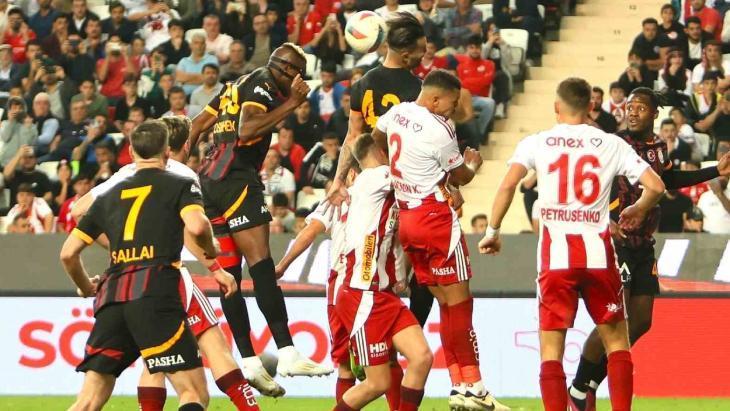 GALATASARAY- ANTALYASPOR MAÇI KAÇ KAÇ BİTTİ