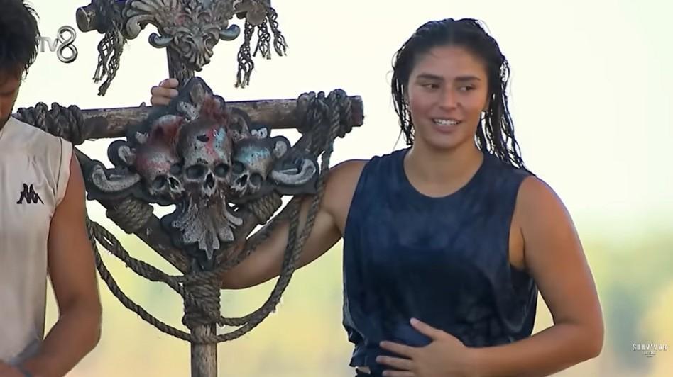 Ayşe Yüksel Survivorda 4te 4 yaptı Sevgilisinden tam destek geldi