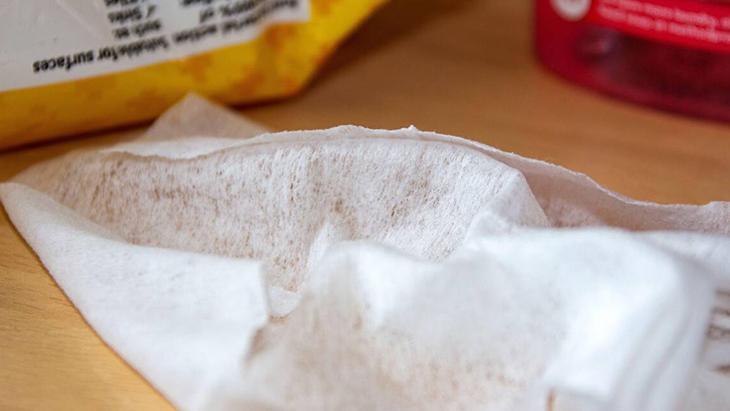 Tezgahı günden güne bitiriyor Yüzey temizlik mendillerinin görünmeyen yüzü