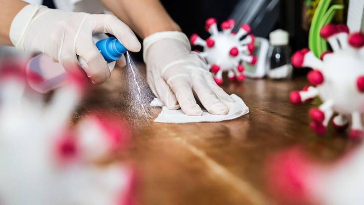 Tezgahı günden güne bitiriyor Yüzey temizlik mendillerinin görünmeyen yüzü