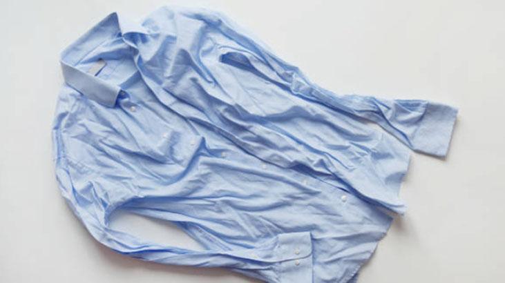 Kıyafetleri makineden ütülü gibi çıkartan tüyo Pisse kırıştırıyor, boşluk şart