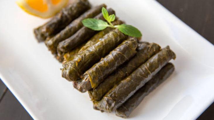 Ağızda dağılan yaprak sarmanın sırrı sodada 1 şişe dökün, parmak yediren tarif Ağızda dağılan yaprak sarmanın sırrı sodada 1 şişe dökün, parmak yediren tarif