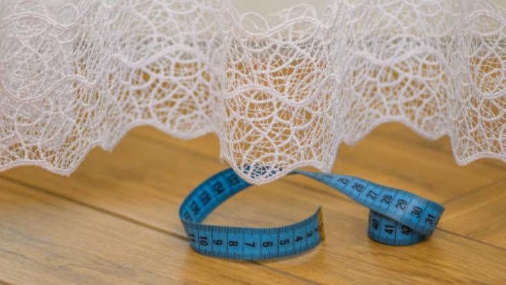 Evin havasını değiştiren perde tüyosu 1 santim pay bırakın, hem temiz hem ferah