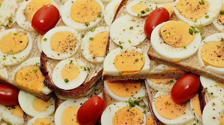 Artan haşlanmış yumurtalar kağıt havluya emanet Günlerce taze kalıyor