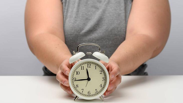 Sürekli alarm ertelenmez Sağlıklı uykuyu bitiriyor, iki cihaz yöntemi etkili