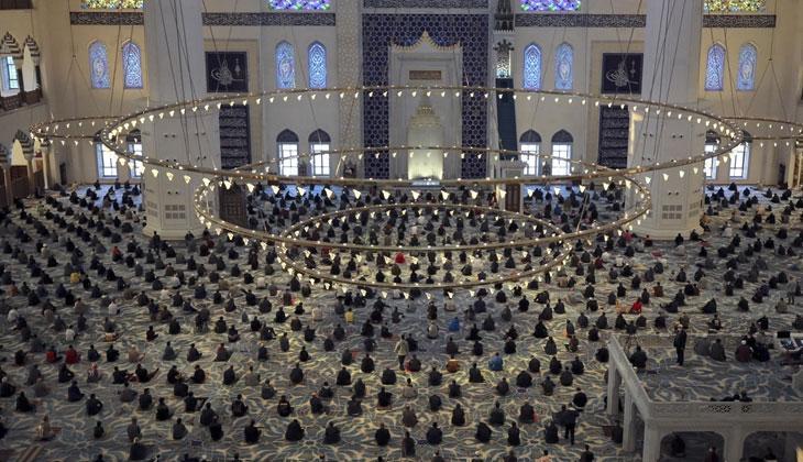 2025 KADİR GECESİ NE ZAMAN