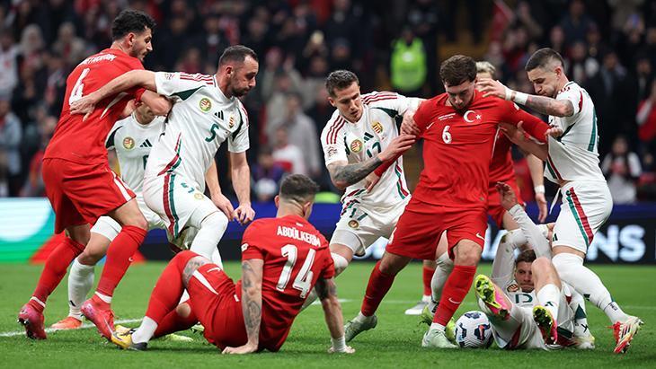 Türkiye - Macaristan maçından kareler