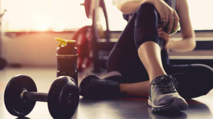 Uzak Şehirin Alyası Sinem Ünsal zayıflık sırrını verdi 20 yıldır ağzına sürmüyor