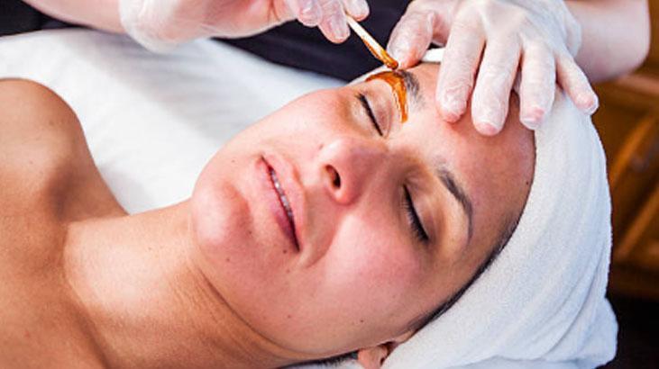 Kaş, bıyık için birebir Evde şipşak yöntem, haftalarca tüy çıkartmıyor