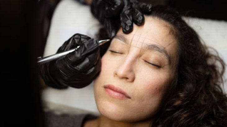 Kaş, bıyık için birebir Evde şipşak yöntem, haftalarca tüy çıkartmıyor