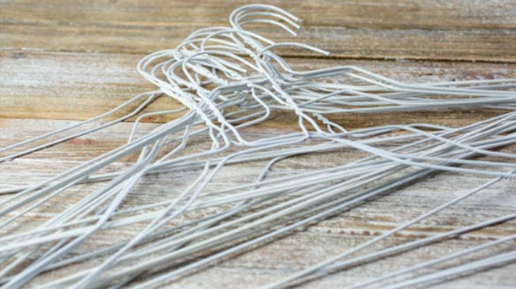 Tesisatçıya gerek yok Tıkalı tuvaleti anında açıyor, tel askı en iyisiymiş